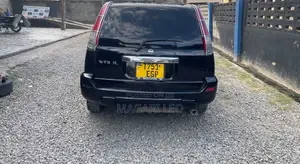 Nissan X-Trail 2.0 2005 Black