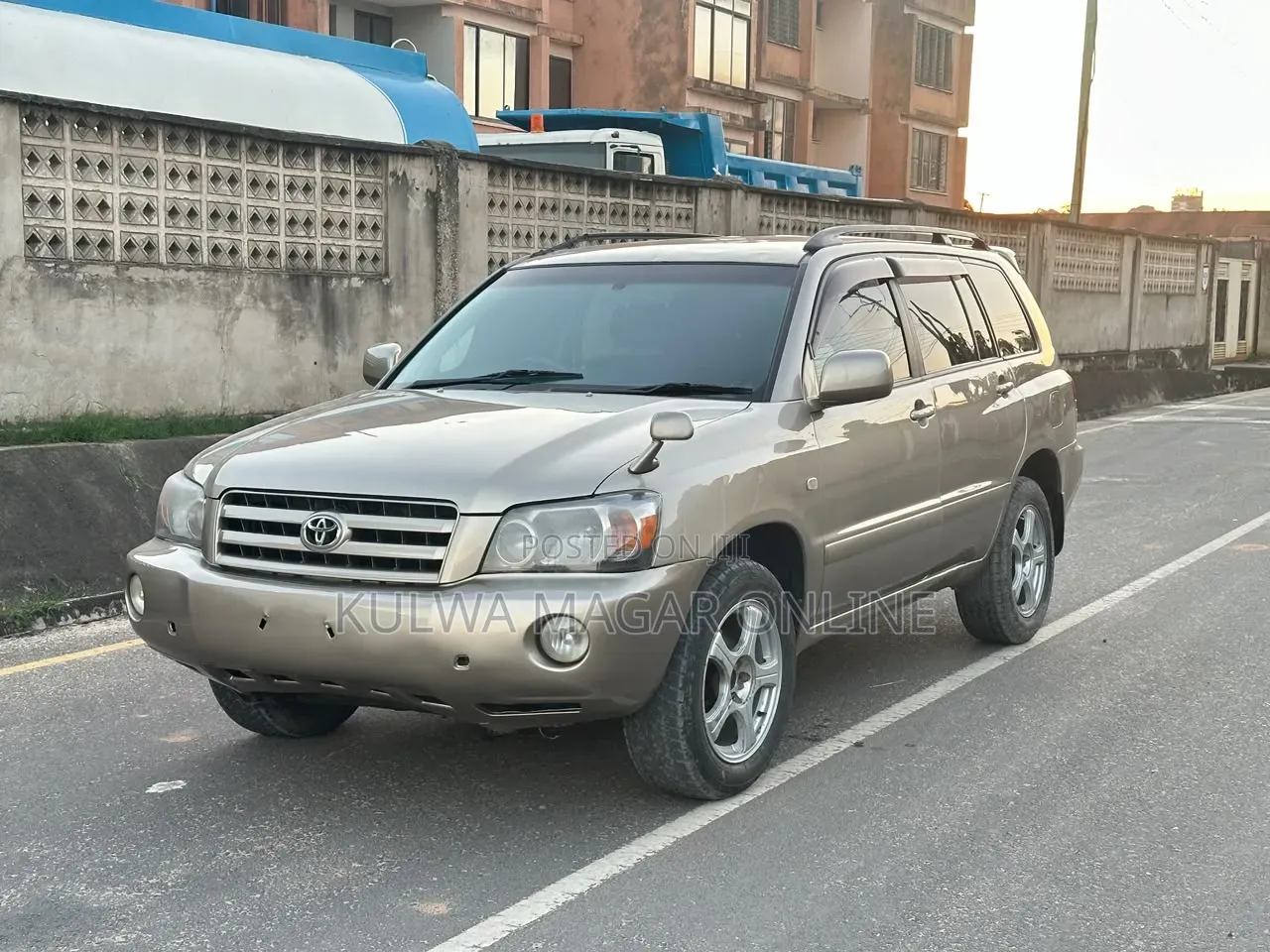 Toyota Kluger 2004 Silver