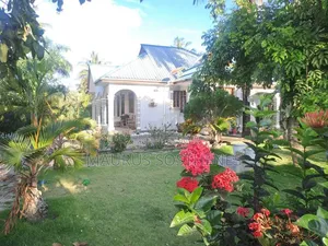 3bdrm House in Machimbo, Kitunda for sale