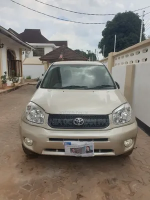 Toyota RAV4 Automatic 2003 Beige