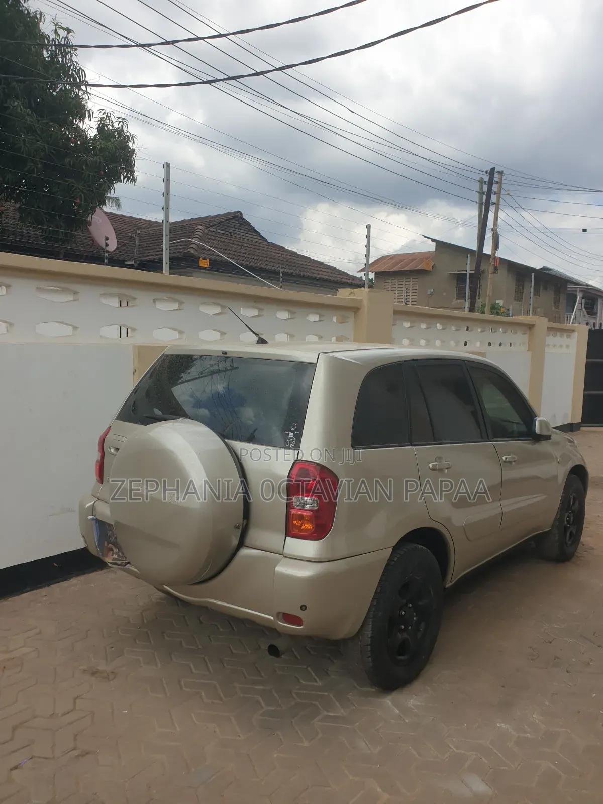 Toyota RAV4 Automatic 2003 Beige