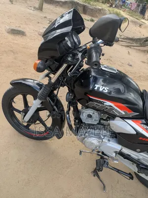 TVS HLX 125 2025 Black