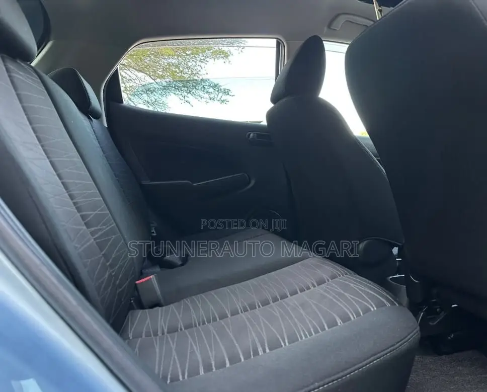Mazda Demio 2009 Blue