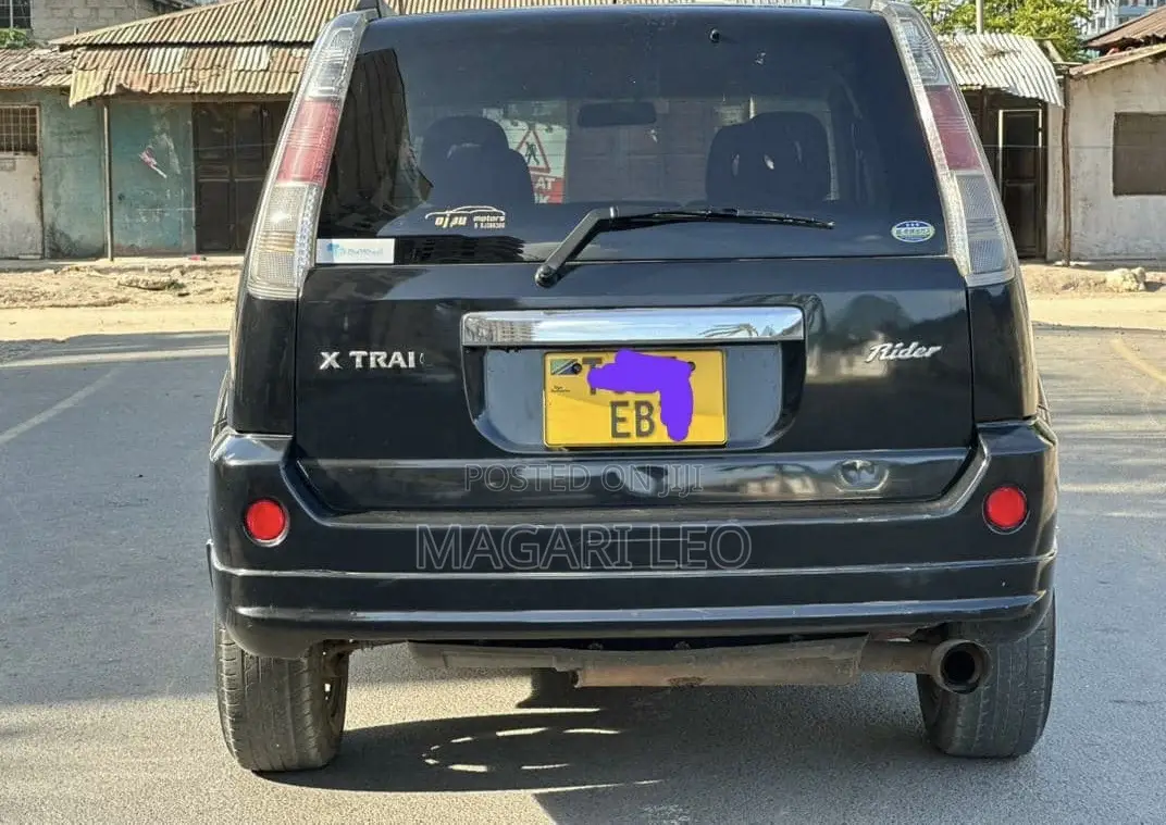 Nissan X-Trail 2.0 2005 Black