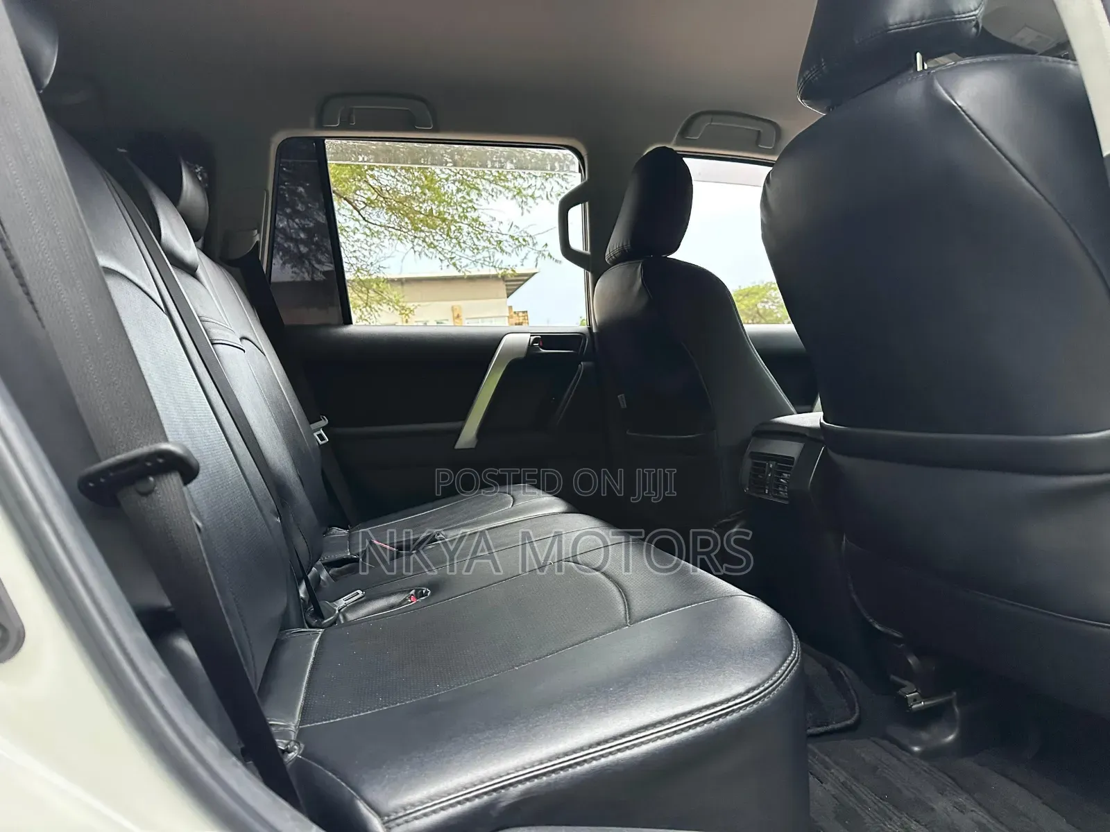 Toyota Land Cruiser Prado 2019 Pearl