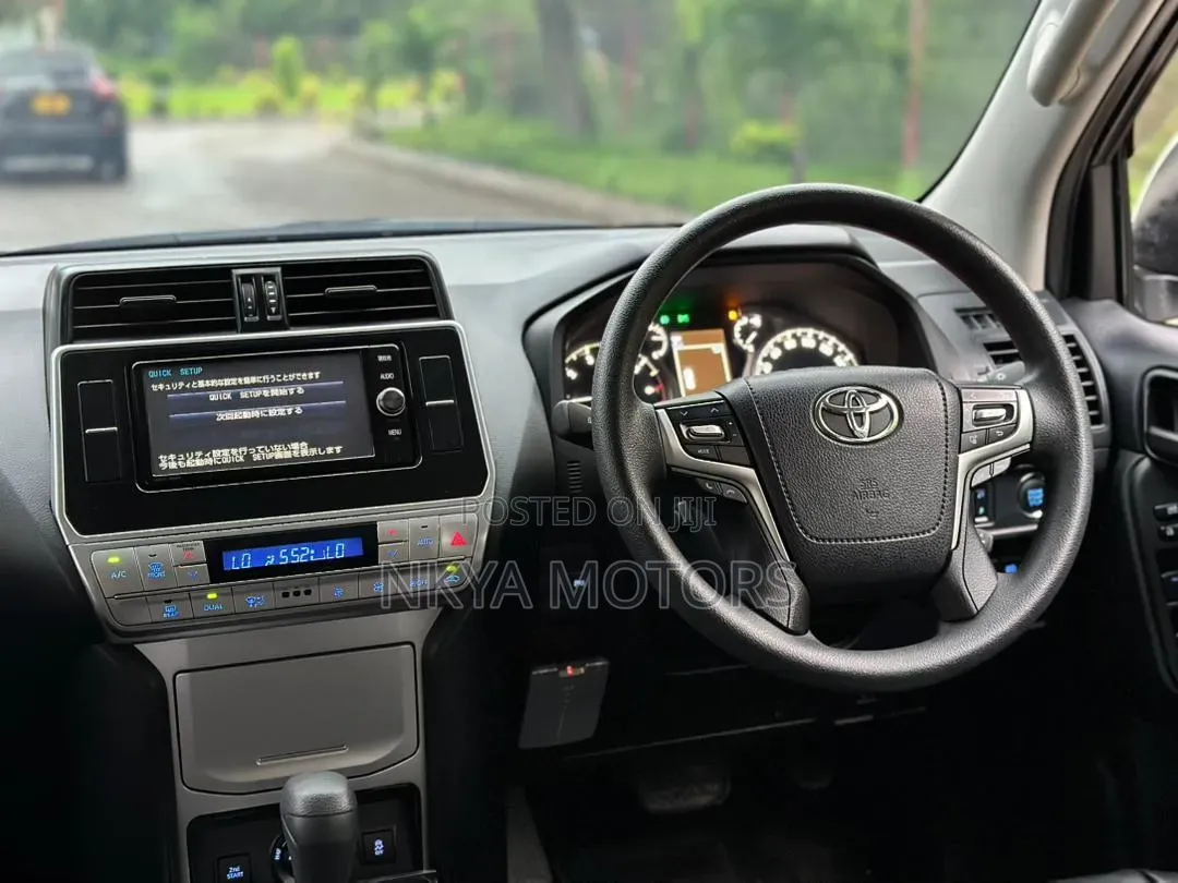 Toyota Land Cruiser Prado 2019 Pearl