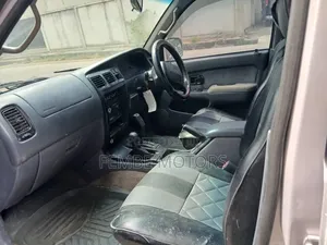 Toyota Hilux Surf 1997 Silver