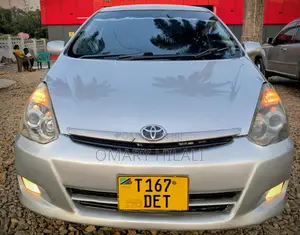 Toyota Wish 2004 Silver