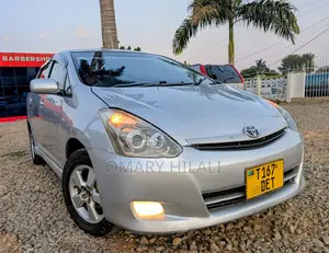 Toyota Wish 2004 Silver