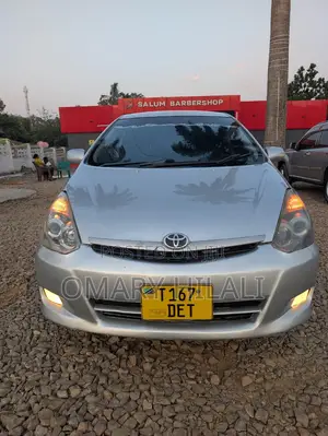 Toyota Wish 2004 Silver