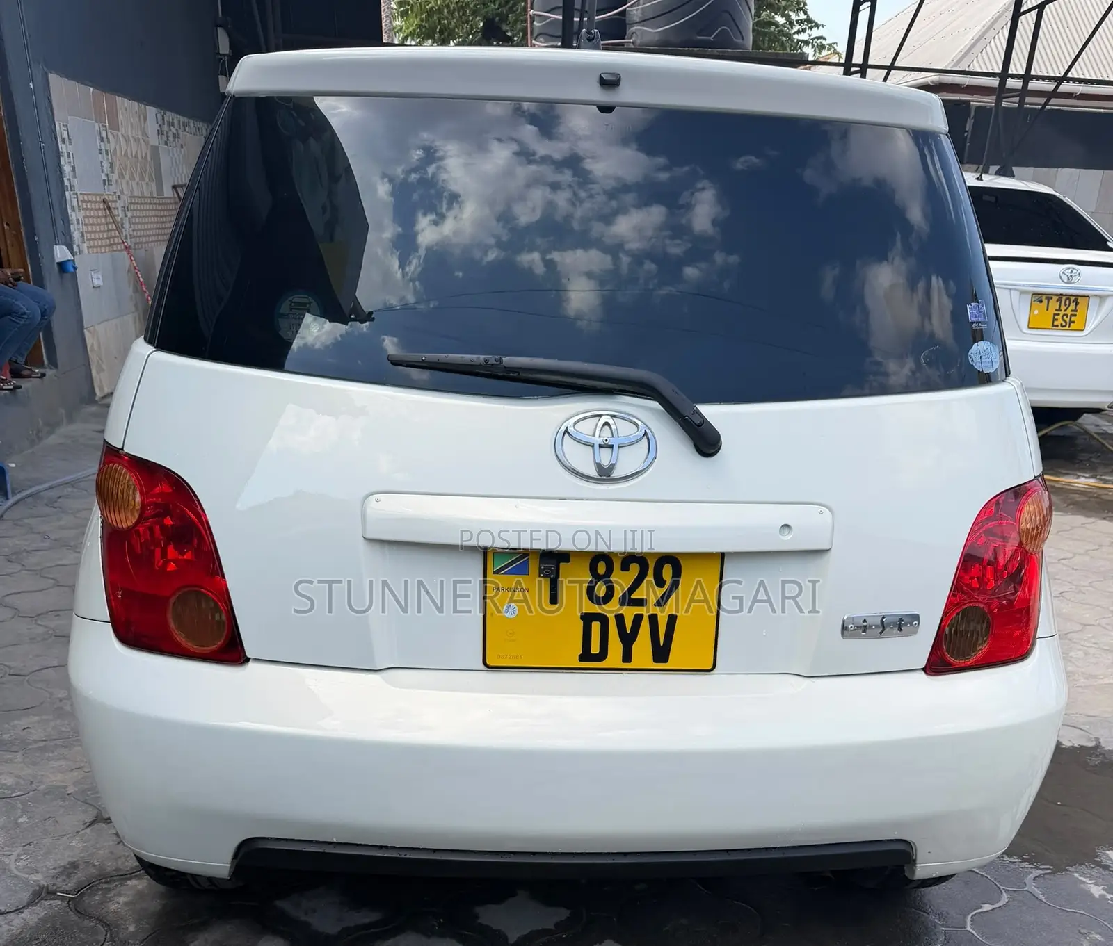 Toyota IST 2004 White