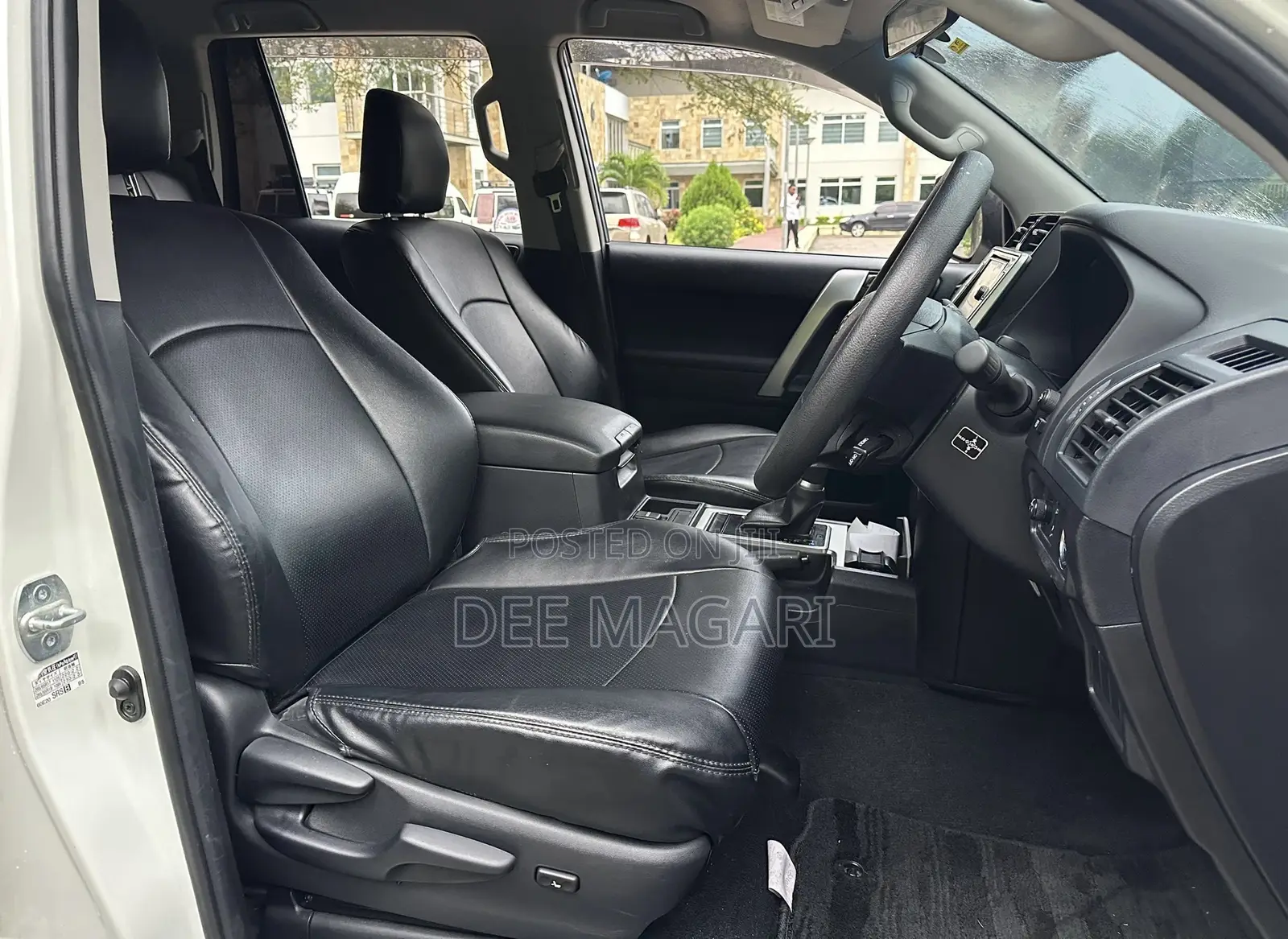 Toyota Land Cruiser Prado 2.7 2018 White