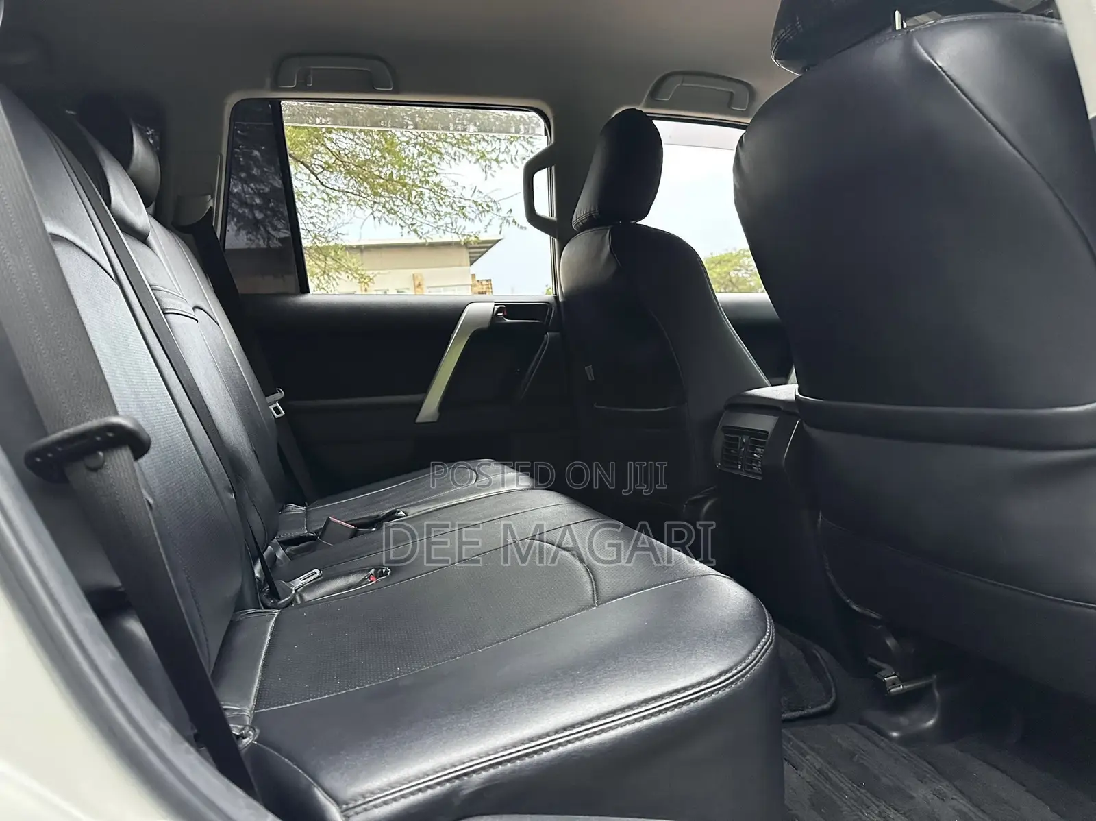 Toyota Land Cruiser Prado 2.7 2018 White