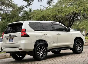 Toyota Land Cruiser Prado 2.7 2018 White