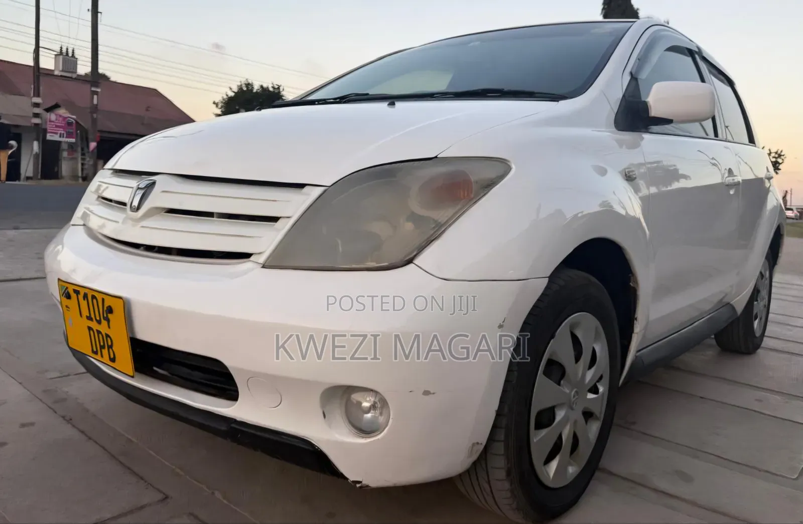 Toyota IST 2004 White