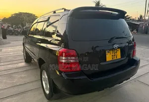 Toyota Vanguard 2005 Black