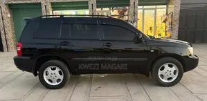 Toyota Vanguard 2005 Black