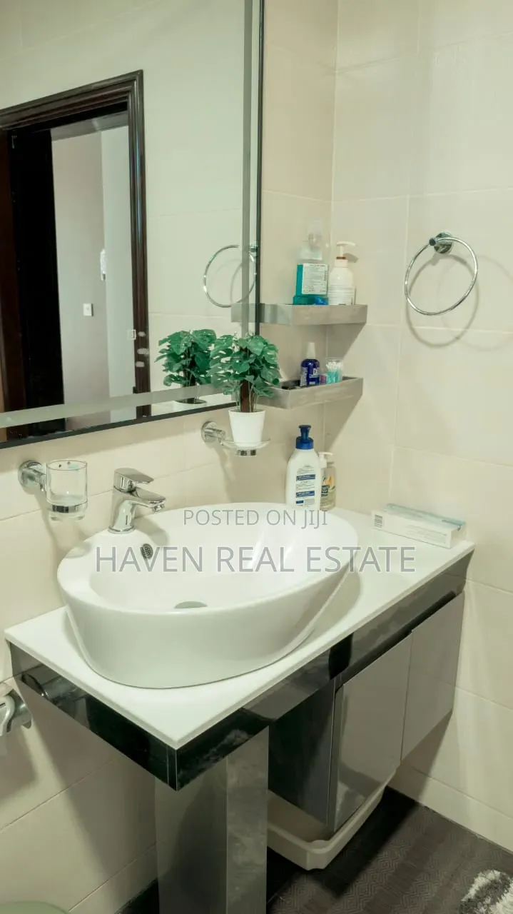 Furnished 3bdrm Apartment in Oyster Bay for sale