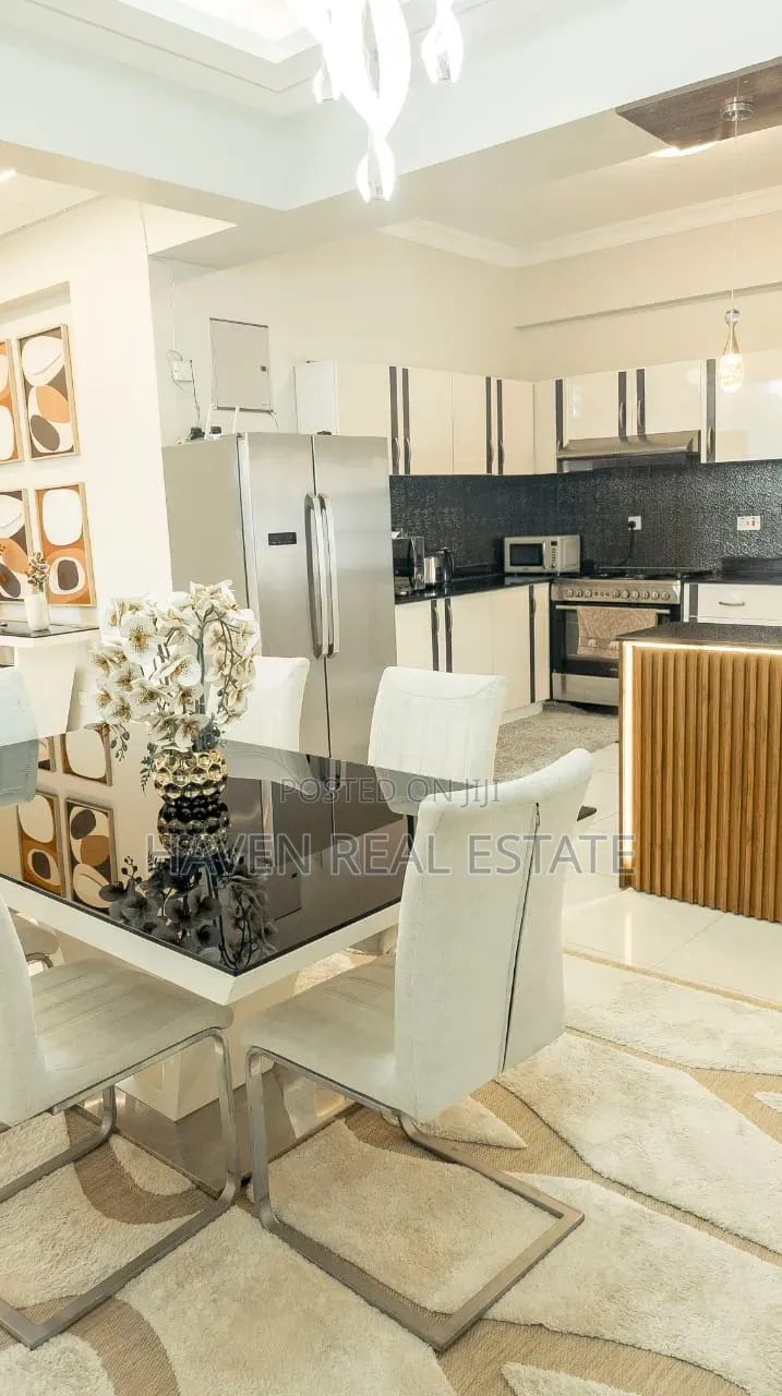 Furnished 3bdrm Apartment in Oyster Bay for sale