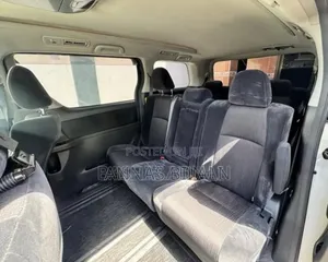 Toyota Vellfire 2011 White