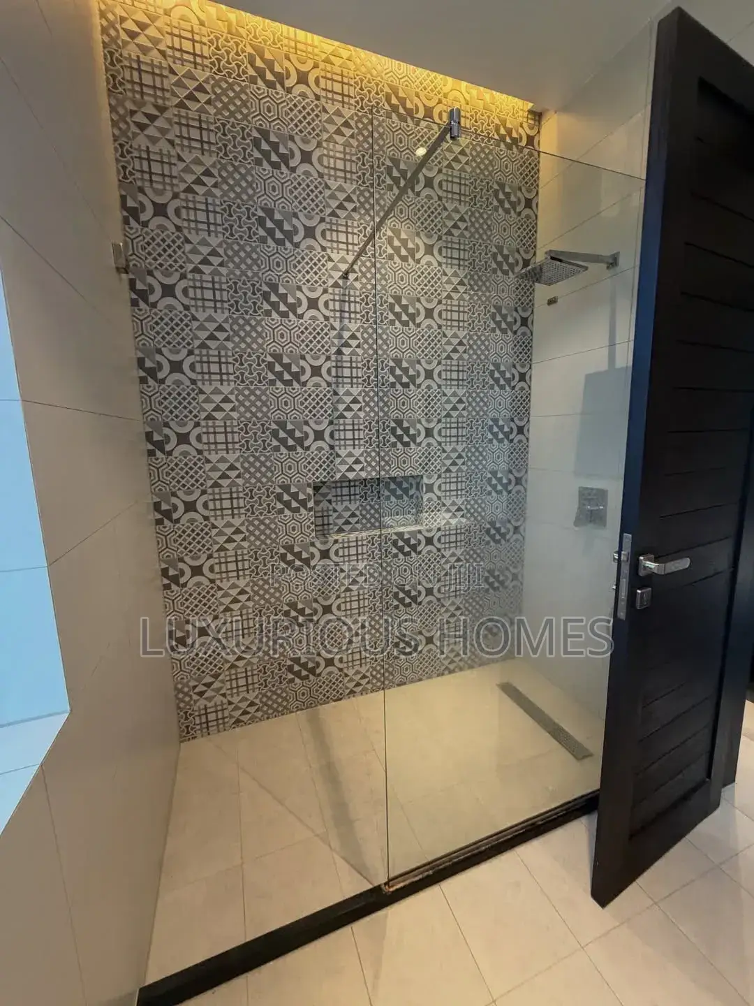 Furnished 2bdrm Apartment in Masaki for rent