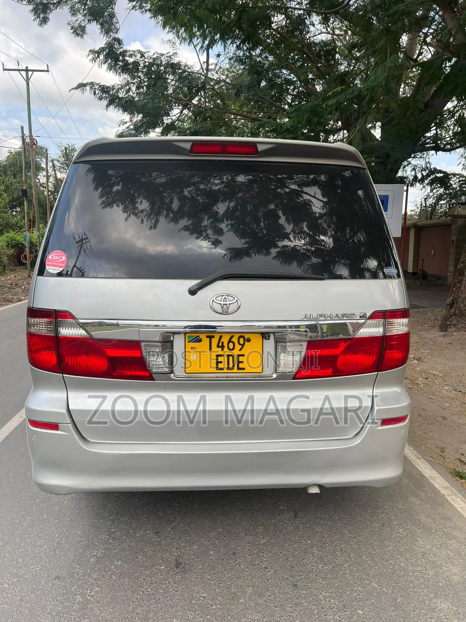 Toyota Alphard 2005 Silver