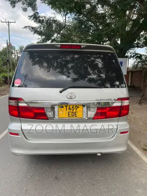 Toyota Alphard 2005 Silver