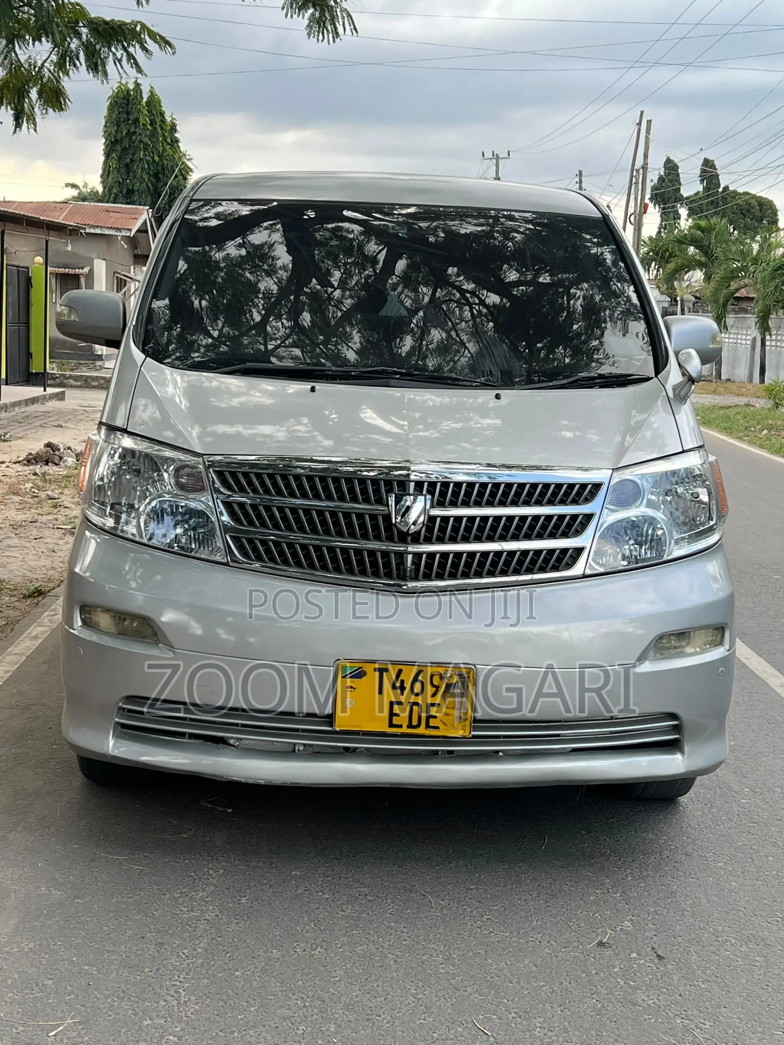 Toyota Alphard 2005 Silver