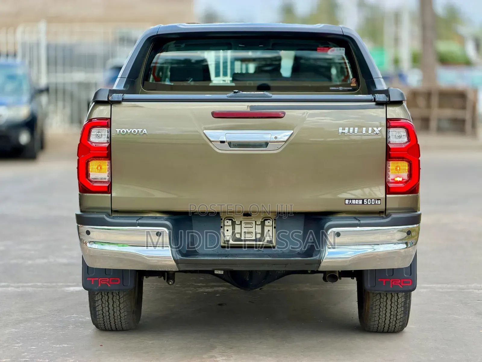 Toyota Hilux 2024 Beige