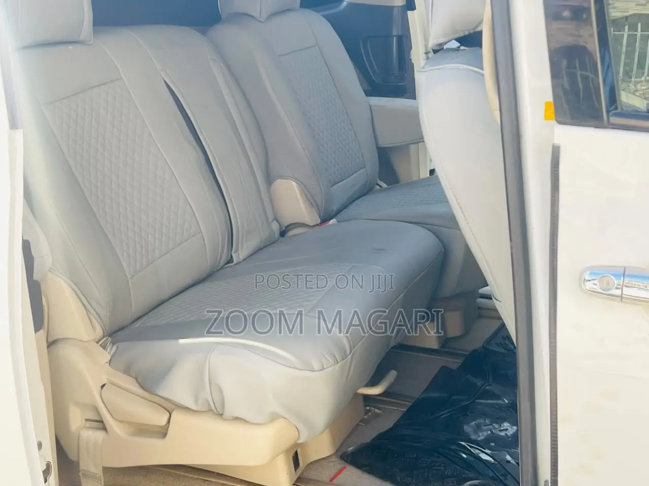 Toyota Alphard 2005 Pearl