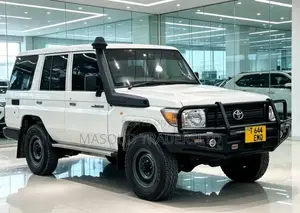 Toyota Land Cruiser 2019 White