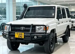 Toyota Land Cruiser 2019 White