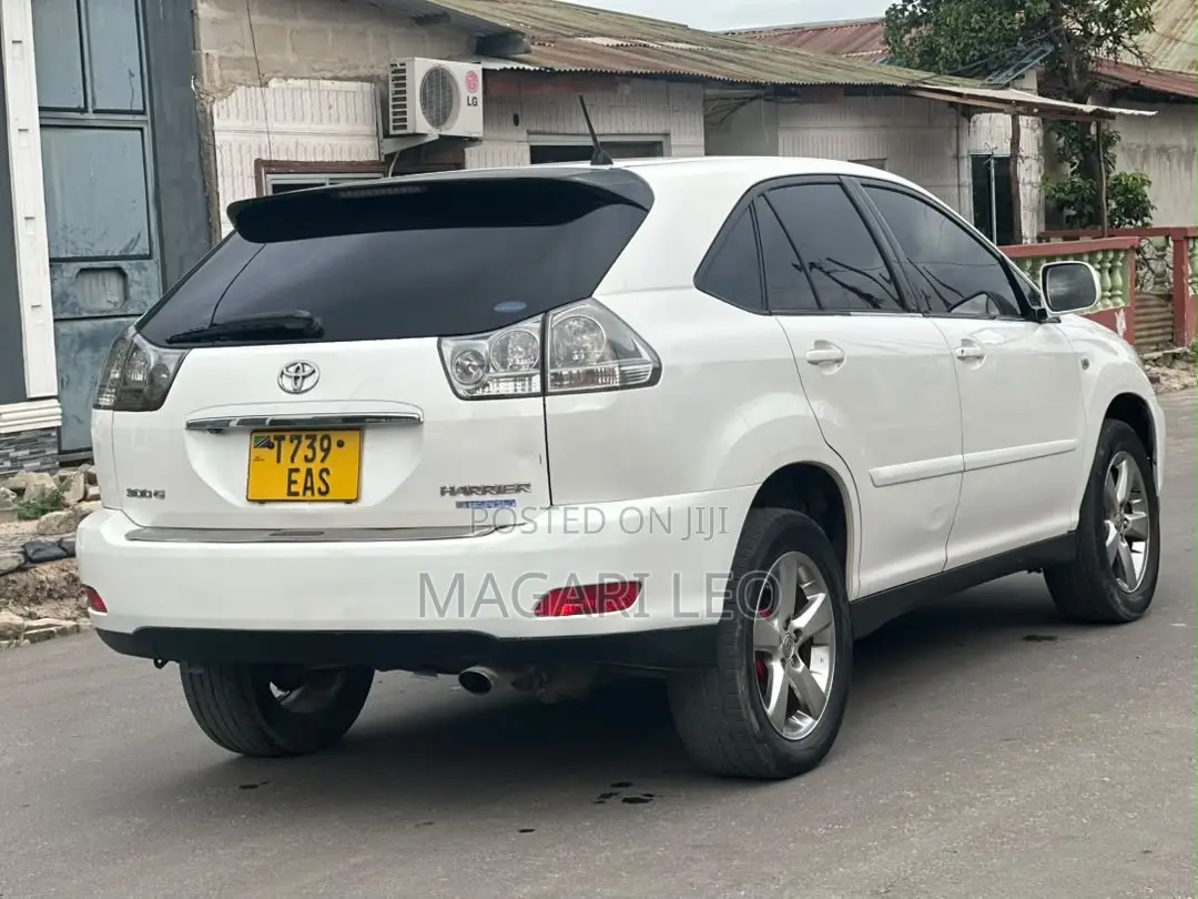 Toyota Harrier 2.4 2008 White