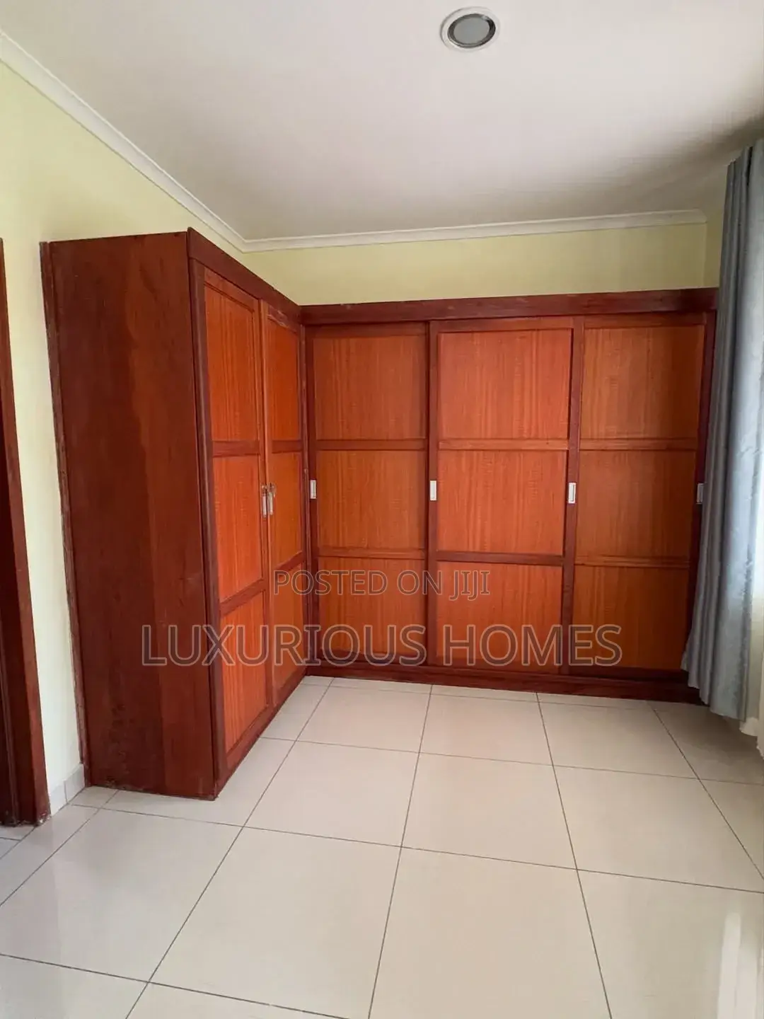 Furnished 4bdrm Villa in Oyster Bay for rent