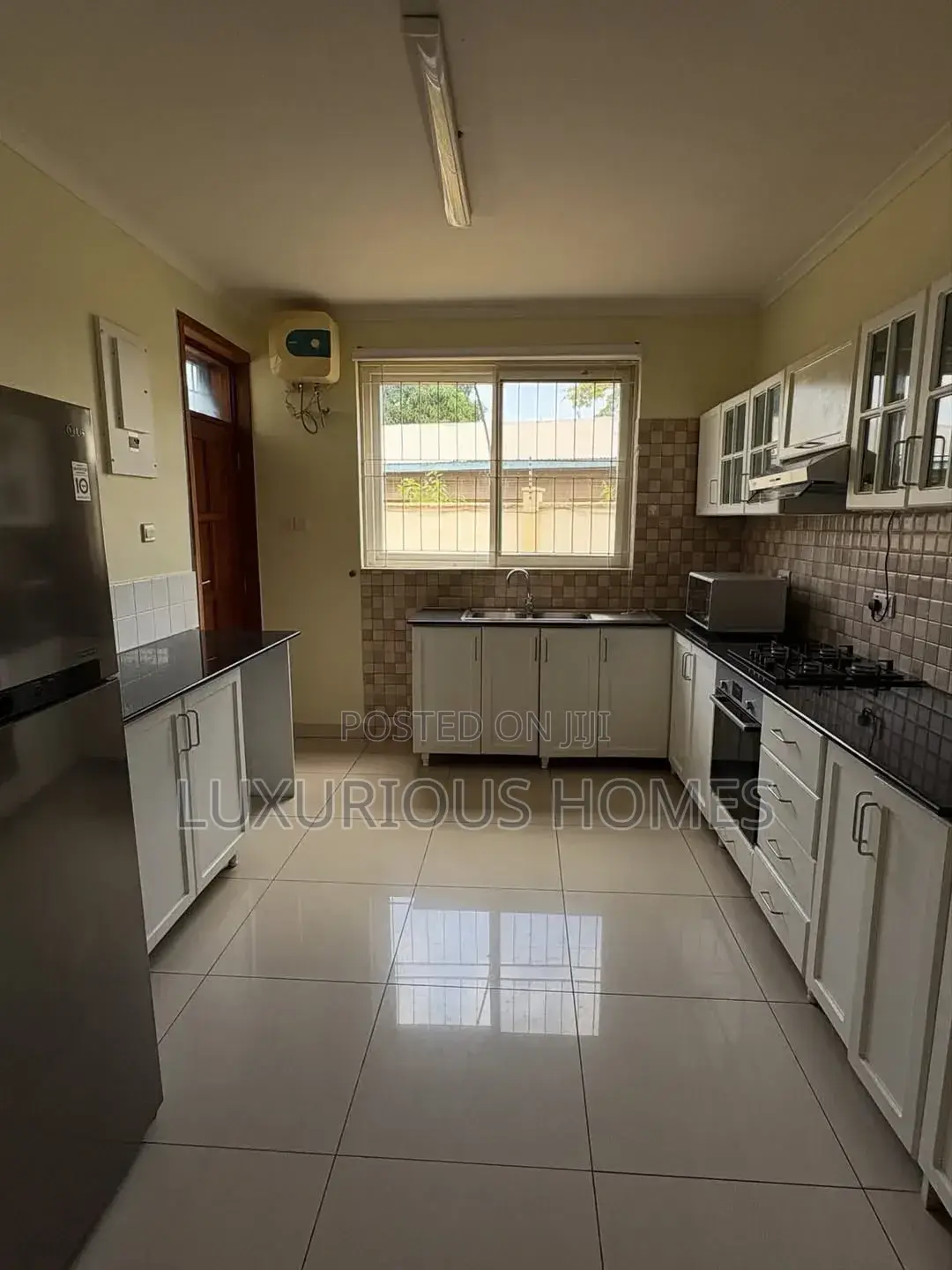 Furnished 4bdrm Villa in Oyster Bay for rent