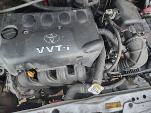 Toyota IST 2004 Silver
