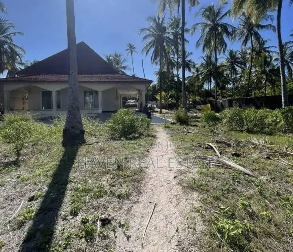 Beach Plot for Sale at Zanzibar