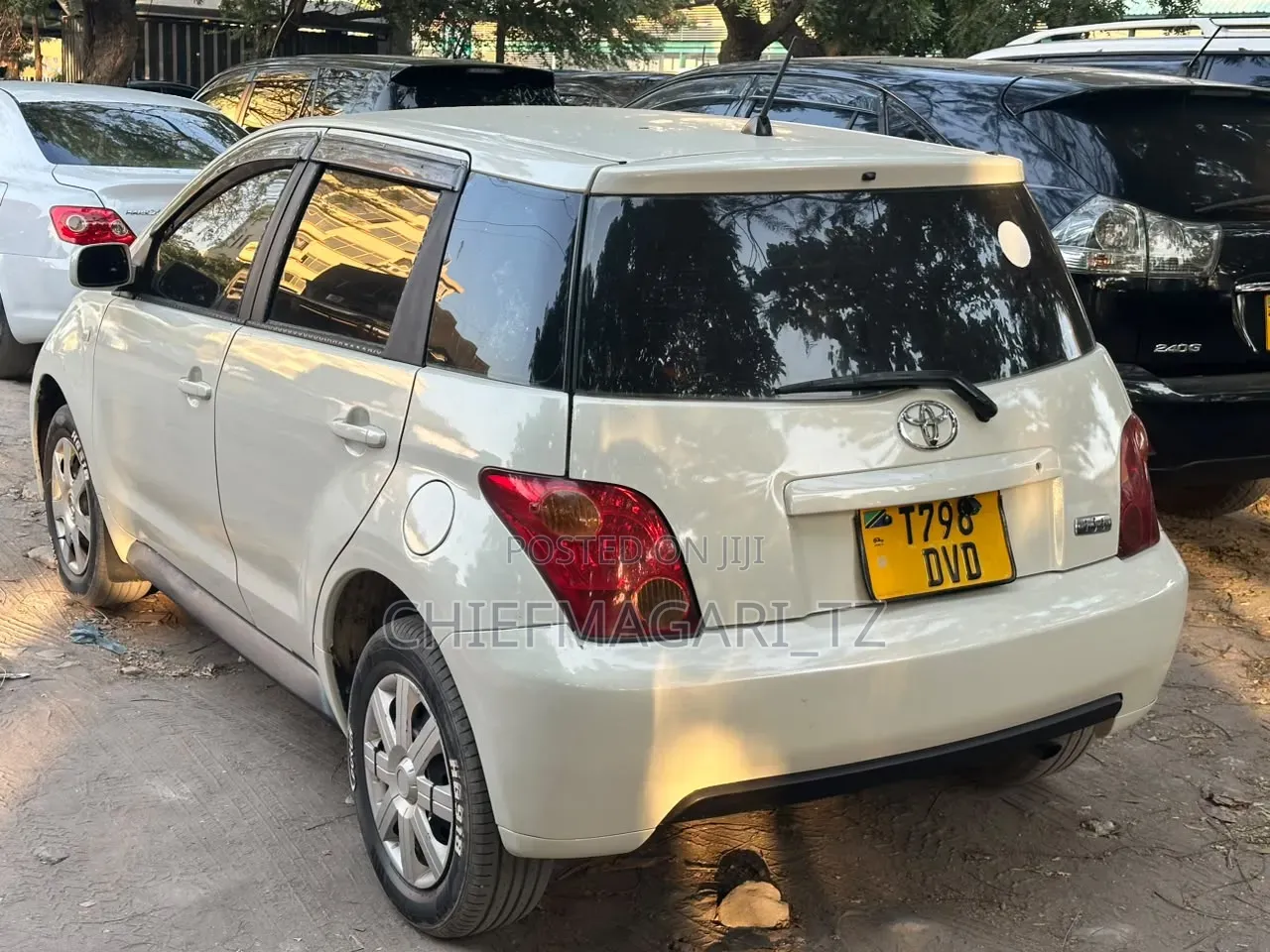 Toyota IST 2004 Pearl