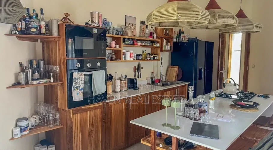 Furnished 2bdrm House in Kati for sale