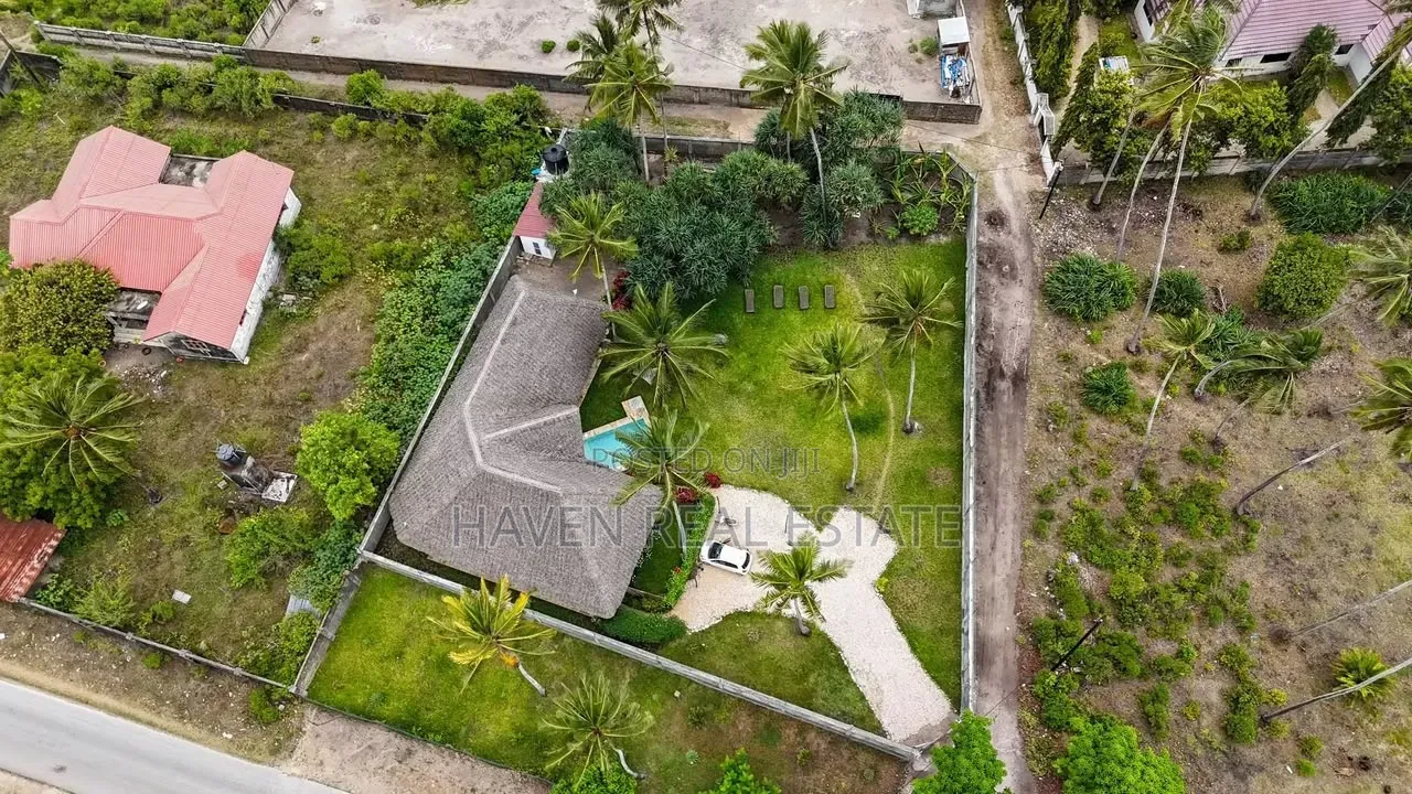 Furnished 2bdrm House in Kati for sale