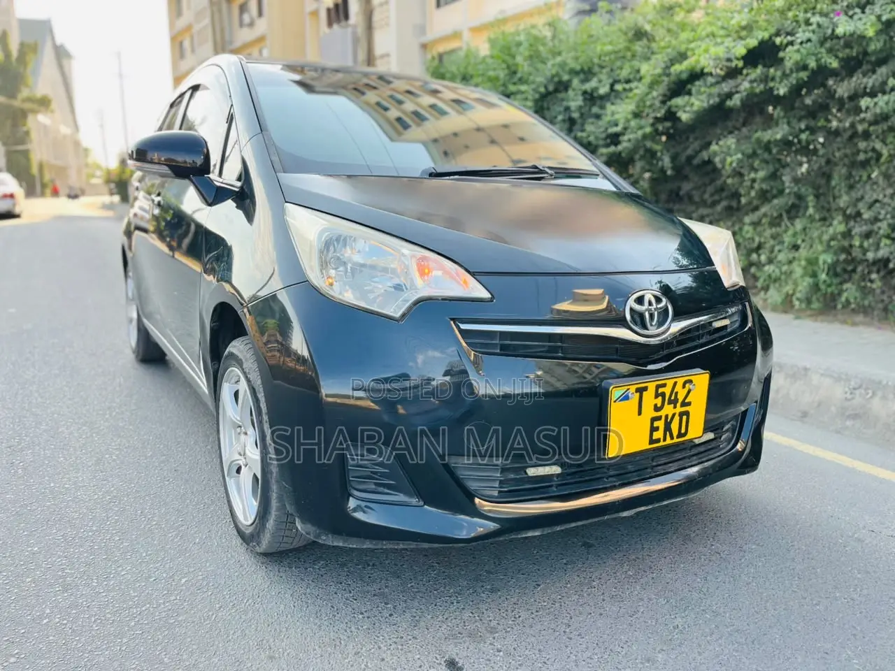 Toyota Ractis 1.5 AWD 2011 Black