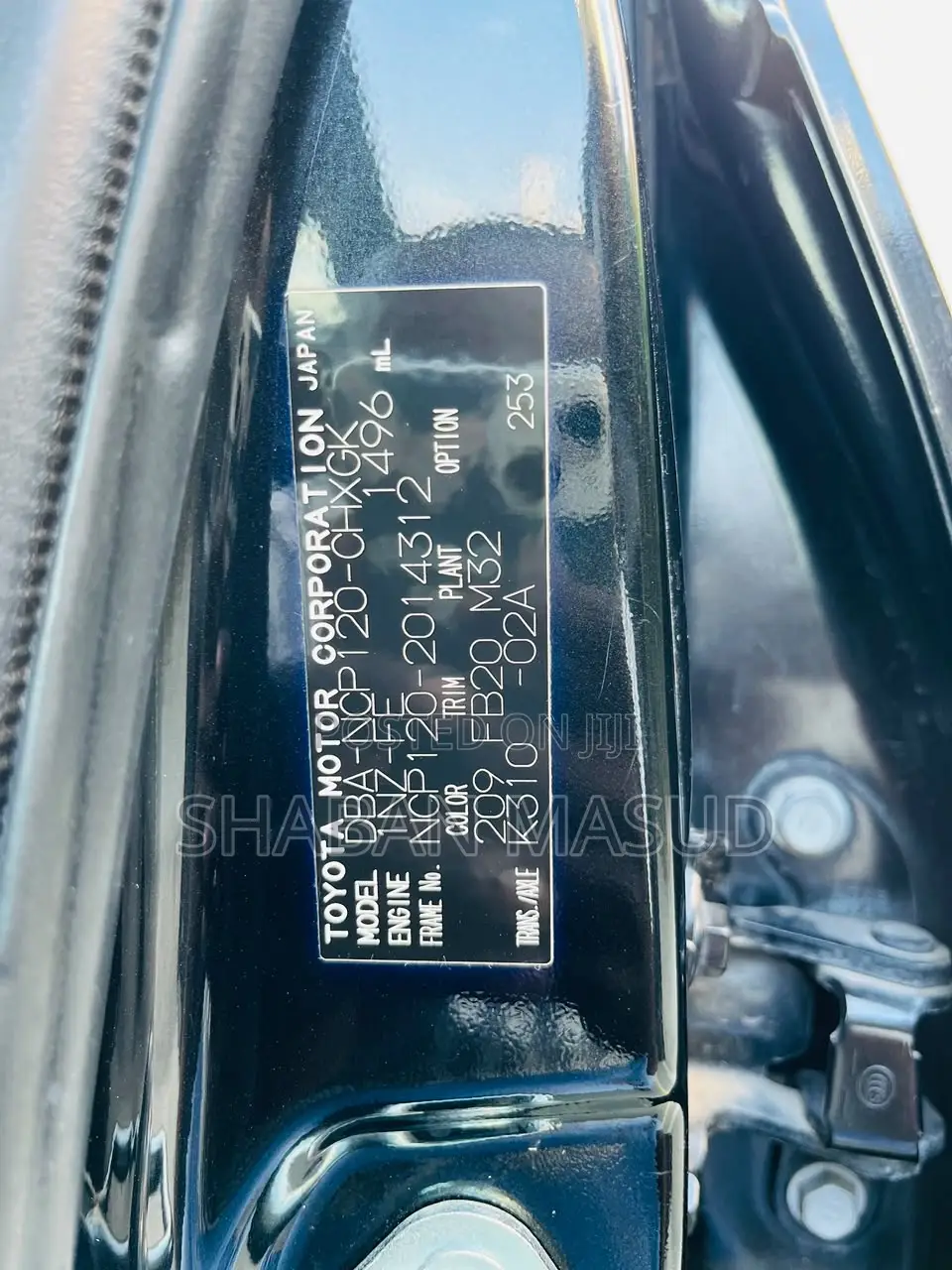 Toyota Ractis 1.5 AWD 2011 Black