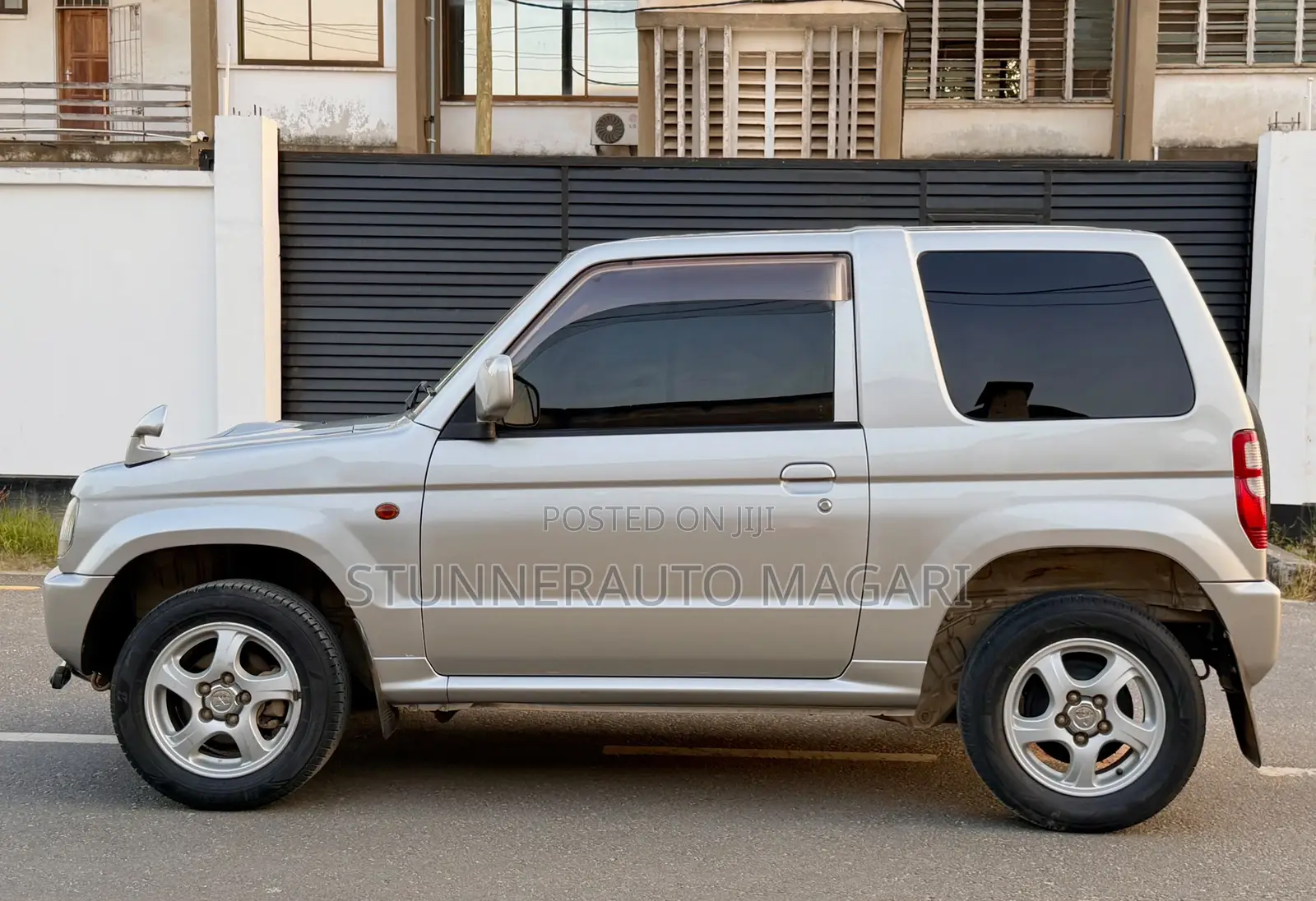 Mitsubishi Pajero 2005 Silver