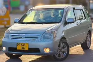 Toyota Raum 2004 Blue