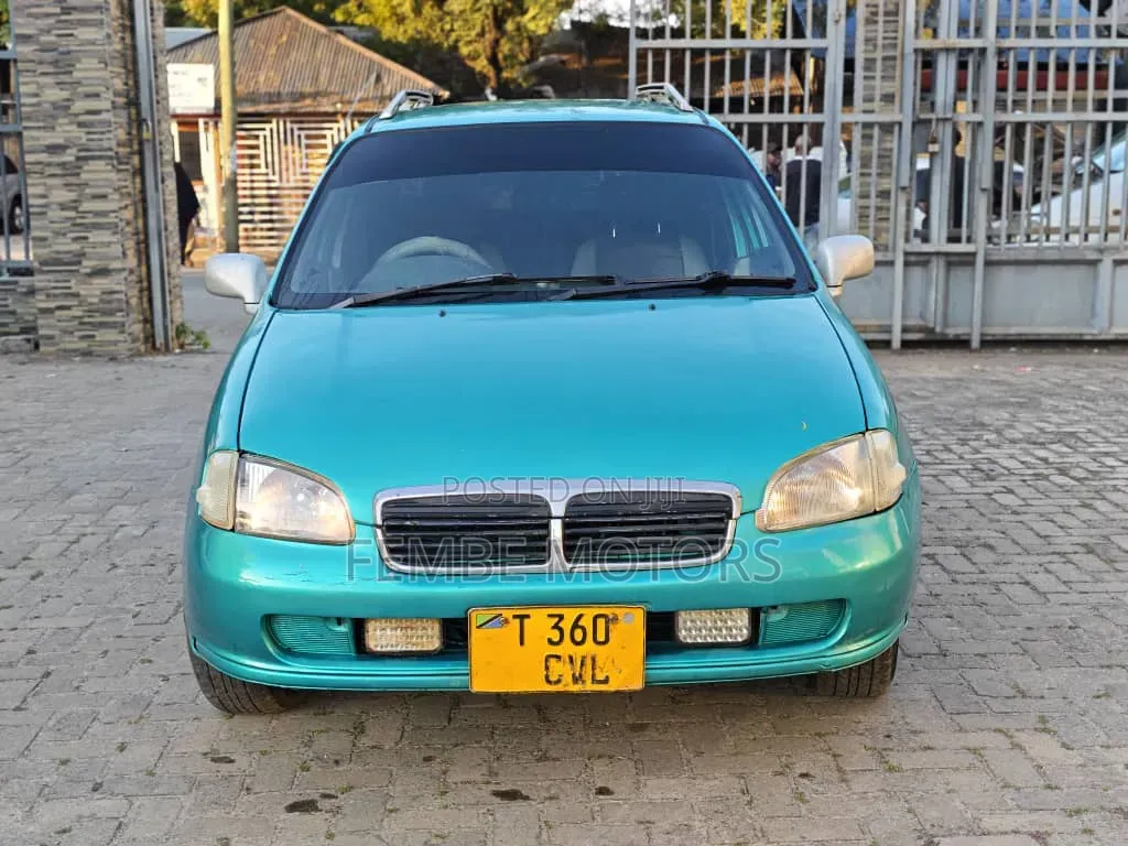 Toyota Starlet 2000 Blue