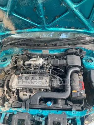 Toyota Starlet 2000 Blue