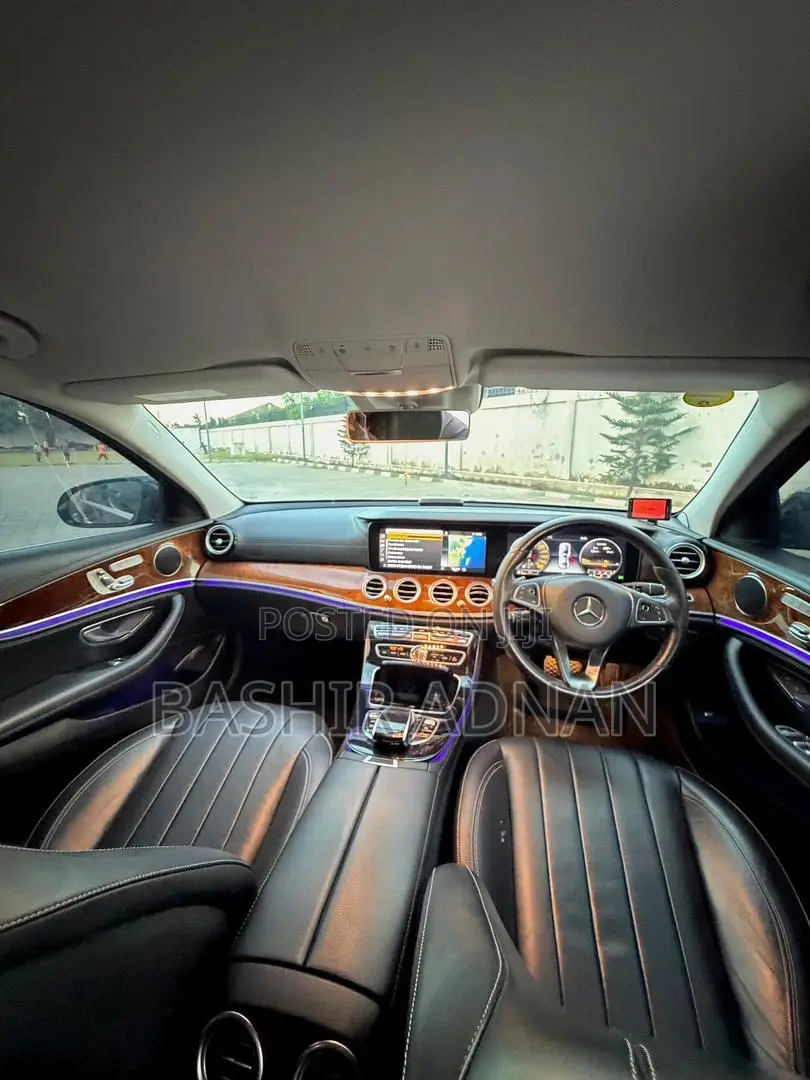 Mercedes-Benz E400 2017 Black