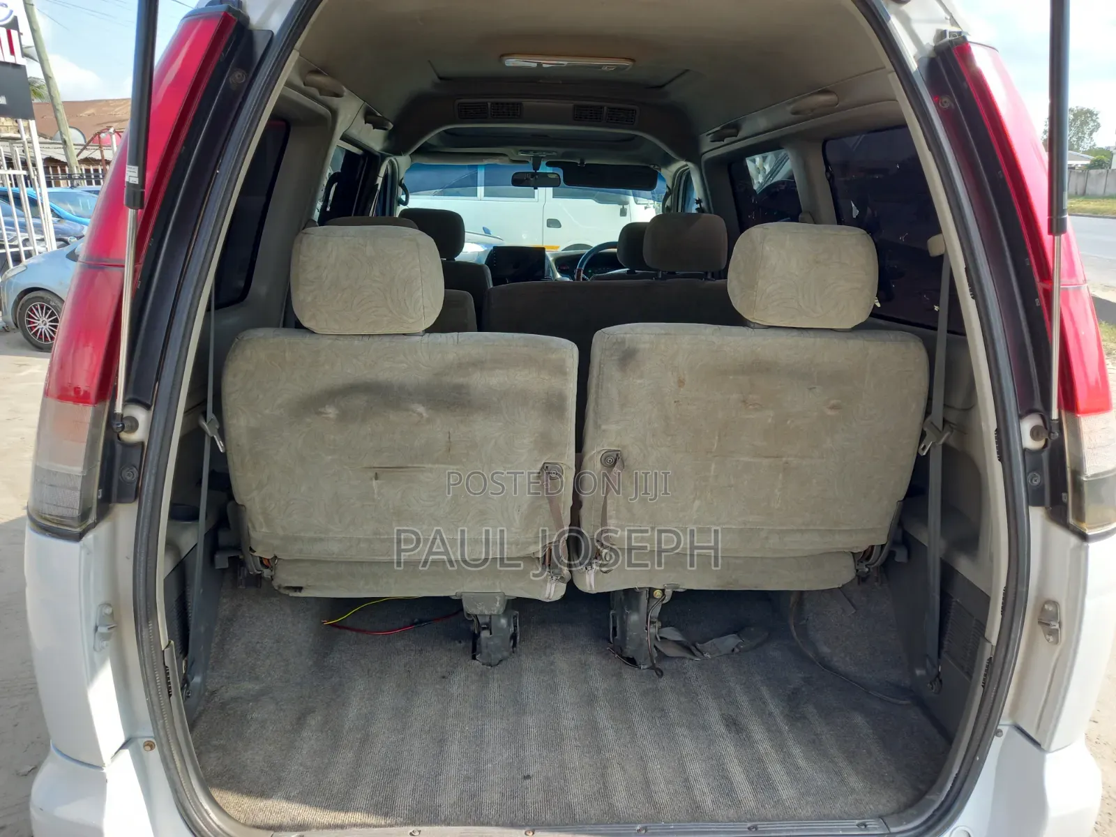 Toyota Noah 2003 White