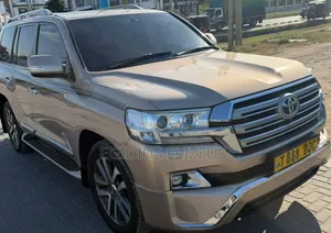 Toyota Land Cruiser 2016 Beige