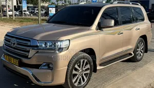 Toyota Land Cruiser 2016 Beige